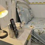 橙舍一館 Tw Hostel I