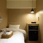Poshpacker Hotel
