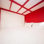 Sleepbox Hostel