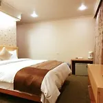 Red Cabin Inn