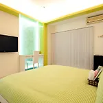 O2 Apartment - Ximen Branch