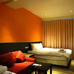 Colormix Hotel & Hostel
