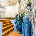 Hotel Foreseen
