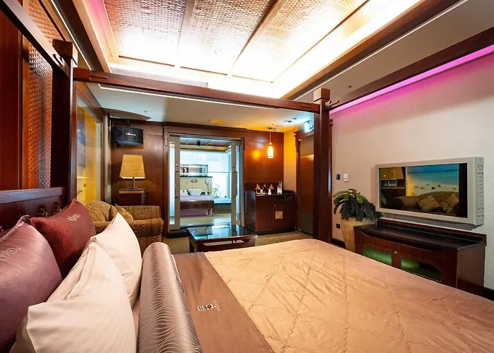 In-Stone Motel
