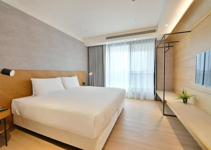 Check Inn Select New Taipei Sanchong
