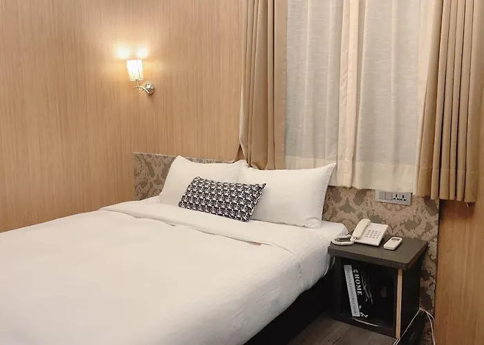 Meworld Hotel - Ximen