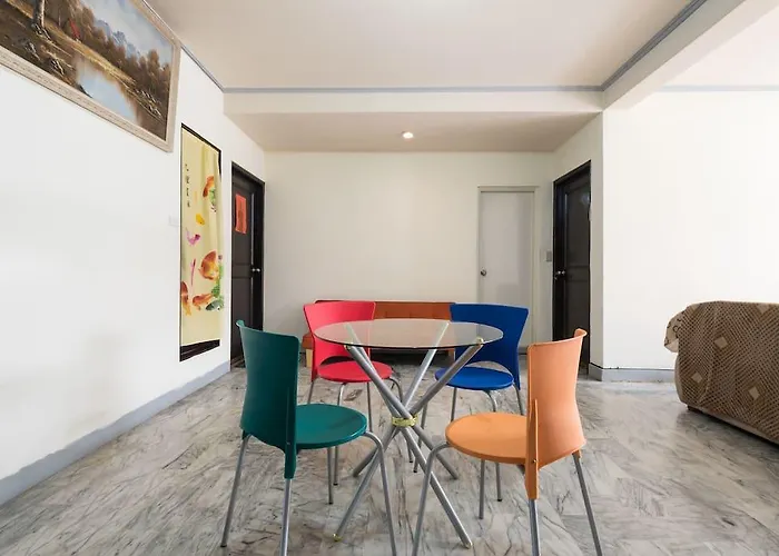 New Castle Apartment Beitou