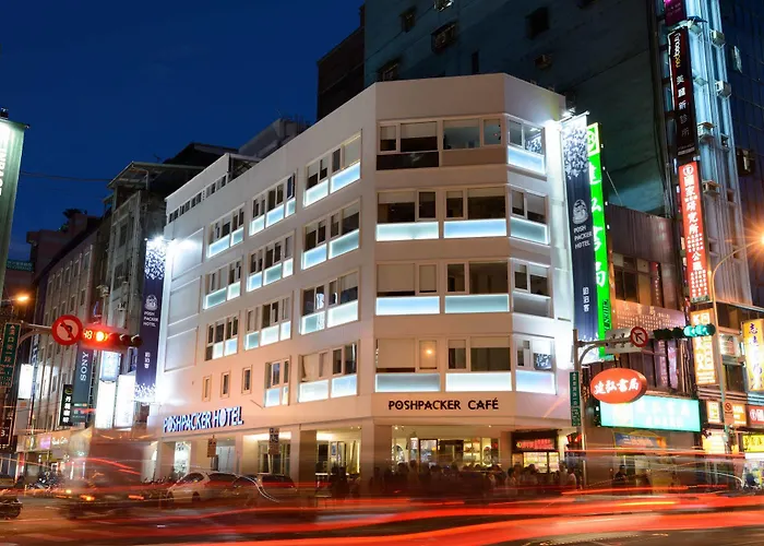 Poshpacker Hotel
