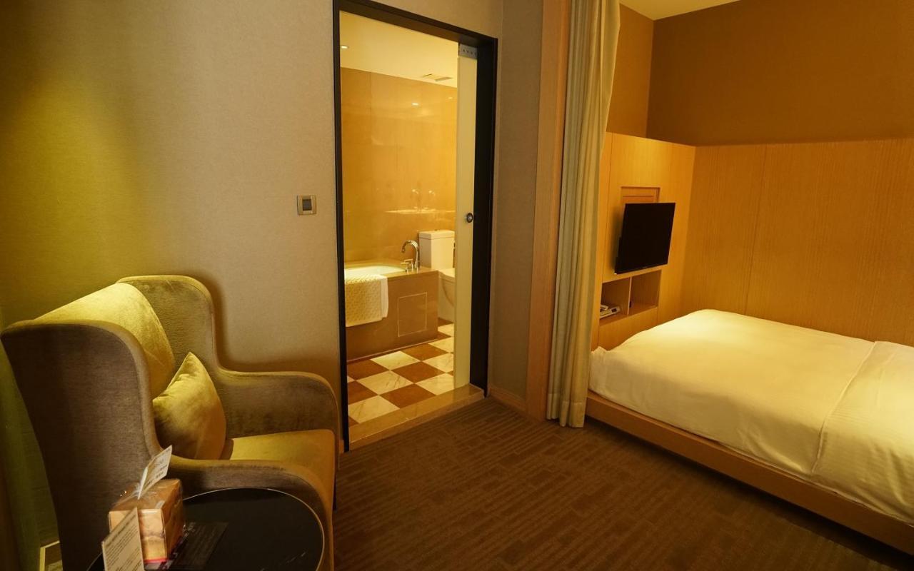 City Suites-taipei Nanxi Hotel 4*