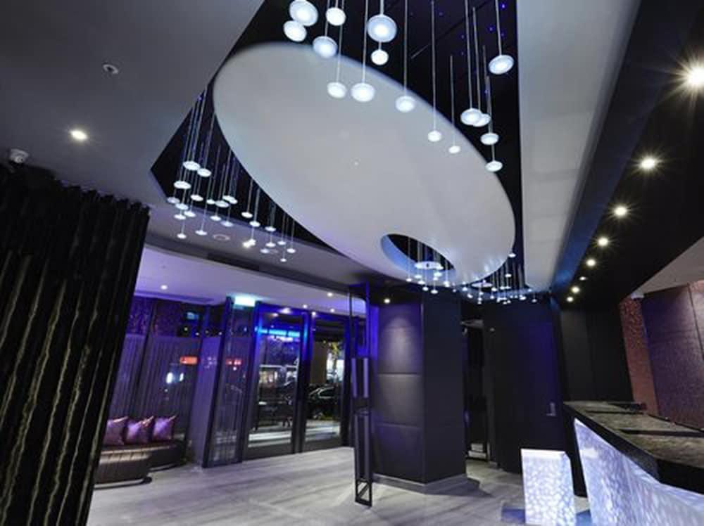 The Tango Fuhsing 4* Taipei