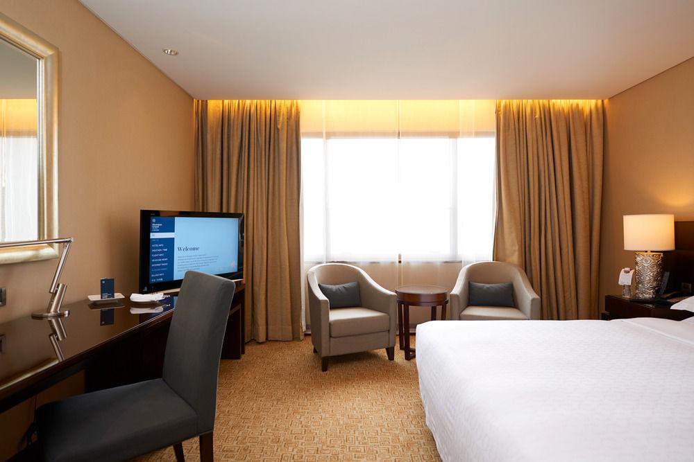 Hotel Sheraton Grand 5*