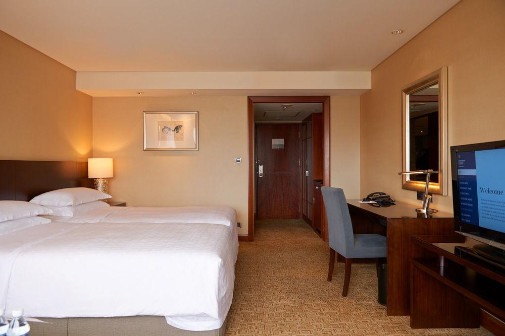 Sheraton Grand