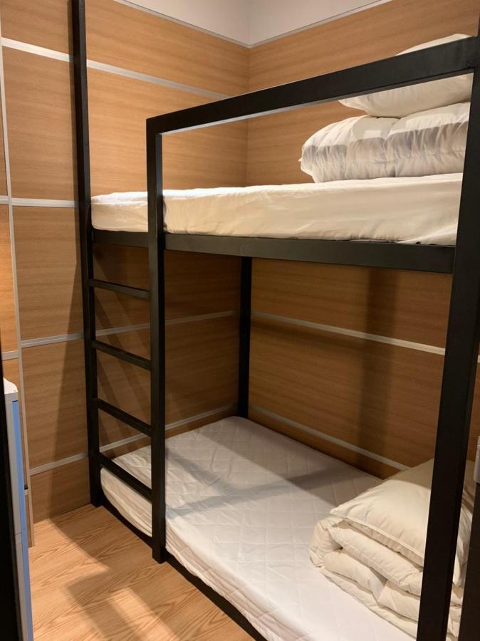 Capsule hotel Travel 2*