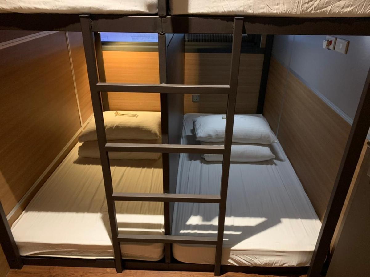 Travel Capsule hotel