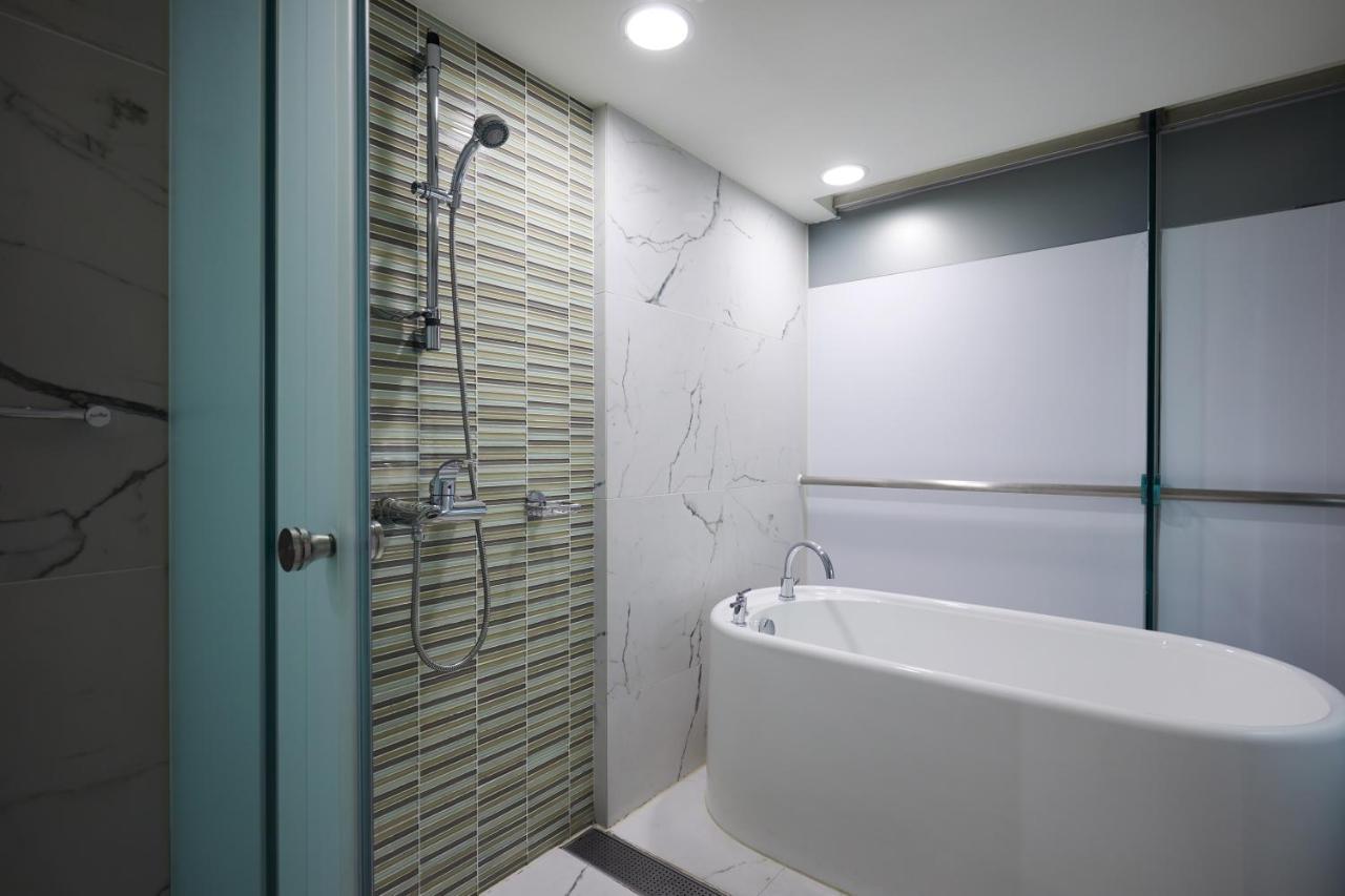 Hotel K Dunnan 3*