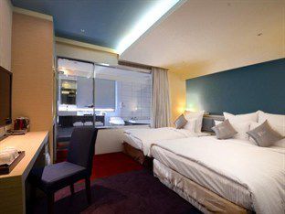 Hotel V-one Vogue 3*