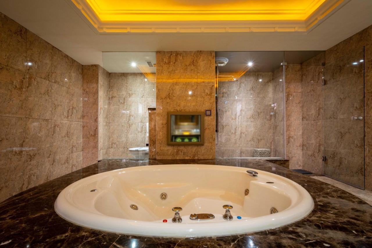 In-stone Motel Taipei
