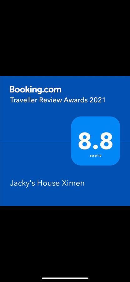 Jacky's House Ximen Homestay *