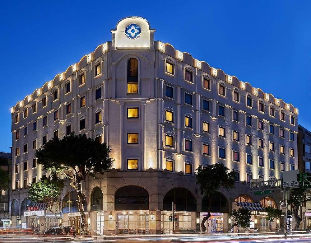 The Riviera 4*
