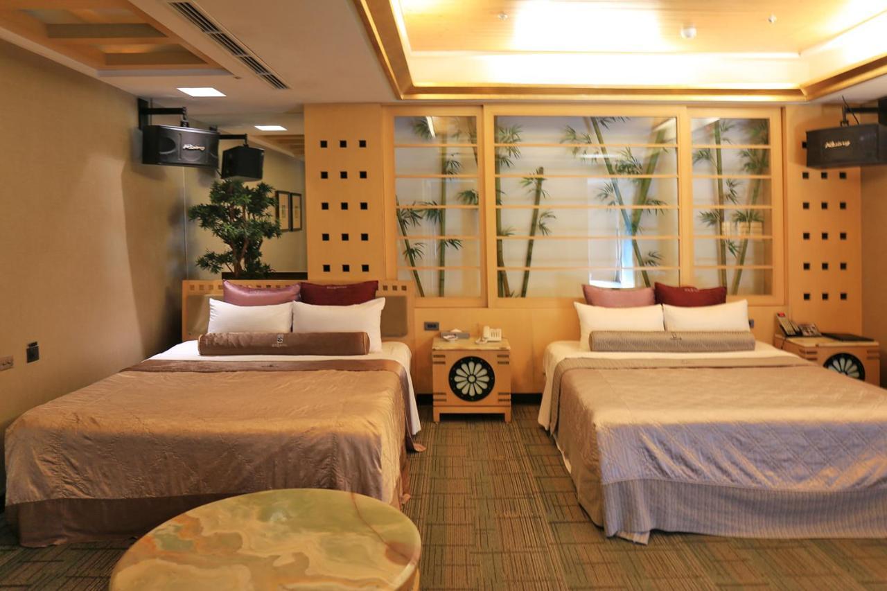 Motel In-stone