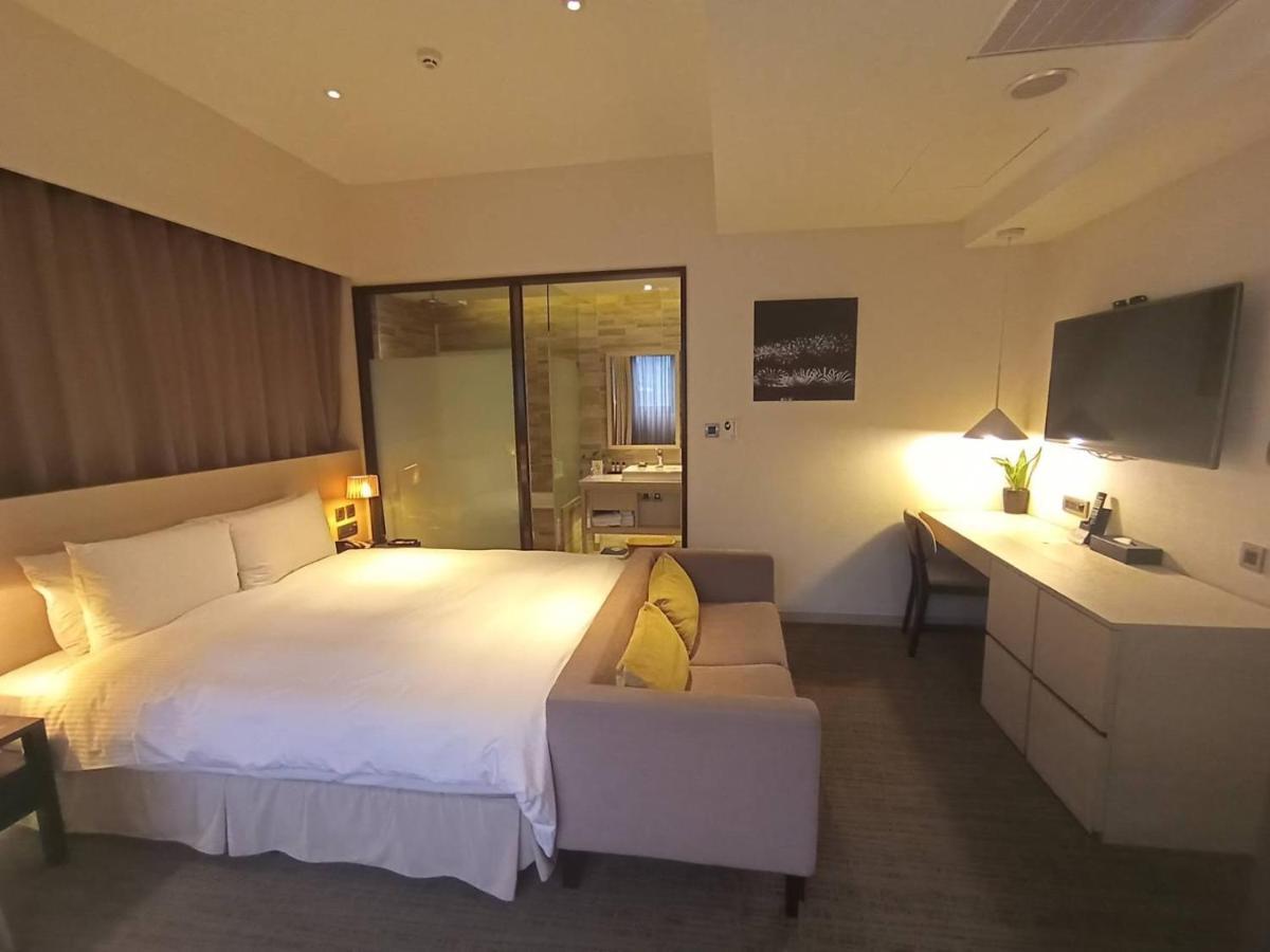 Riverview Hotel