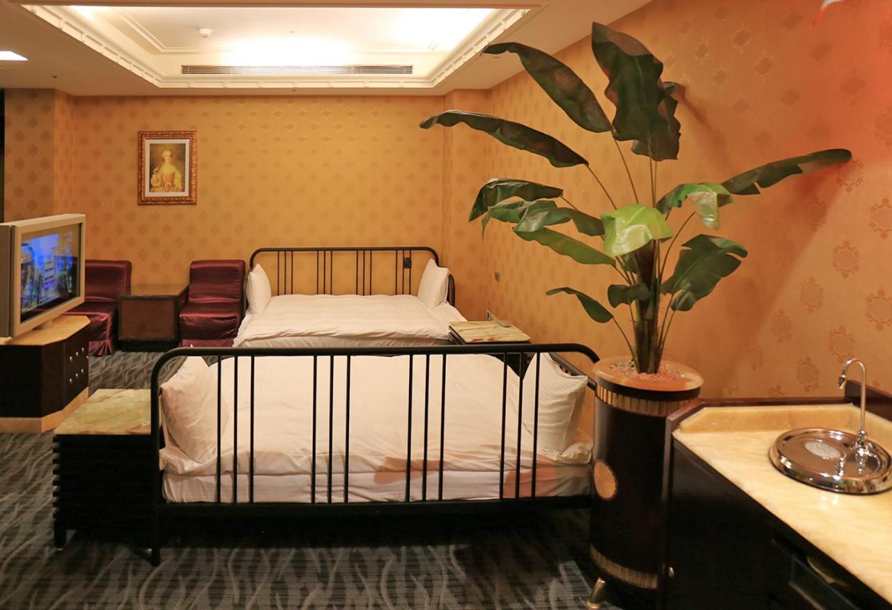 In-stone Motel Taipei