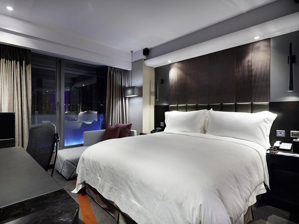 The Tango Fuhsing 4* Taipei