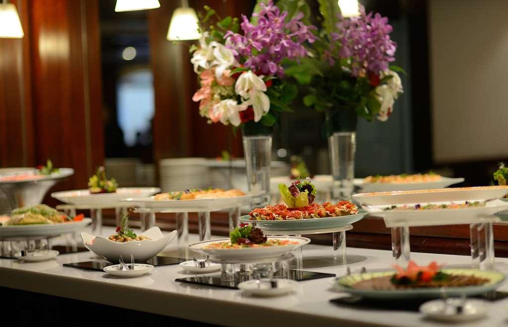 The Howard Plaza 5*