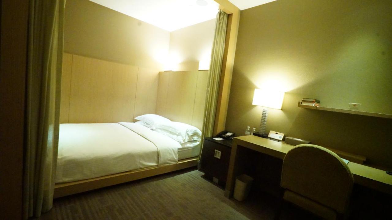 Hotel City Suites-taipei Nanxi 4*