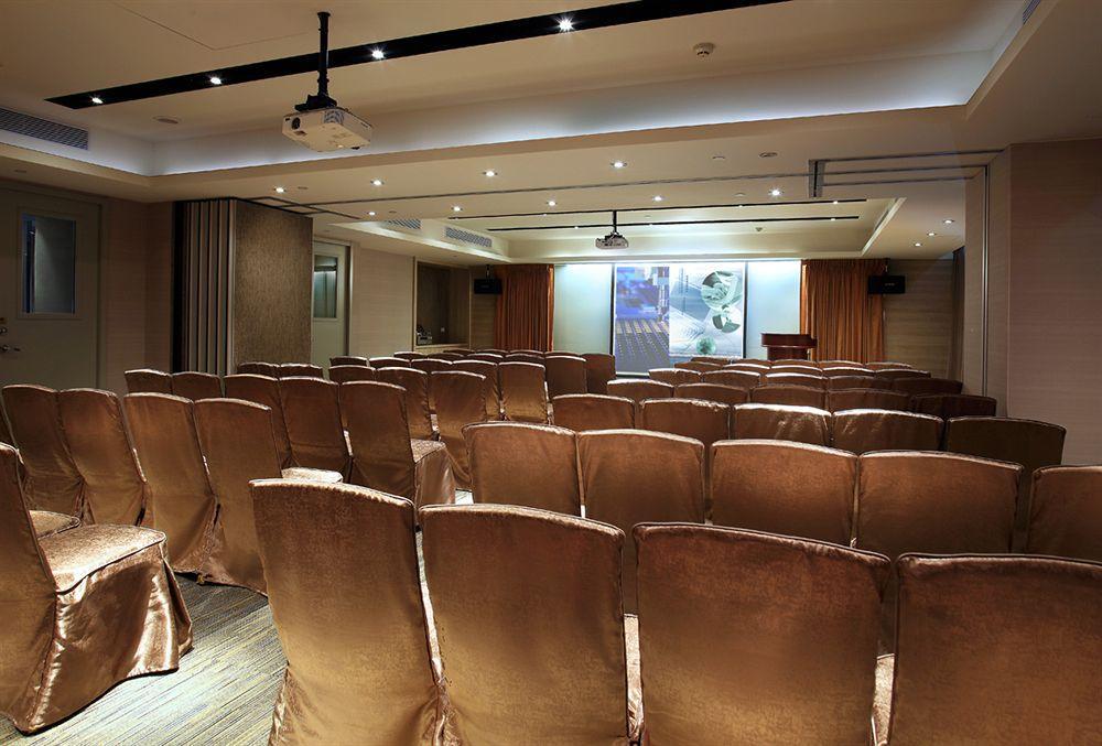 Hotel Two Tails Luzhou