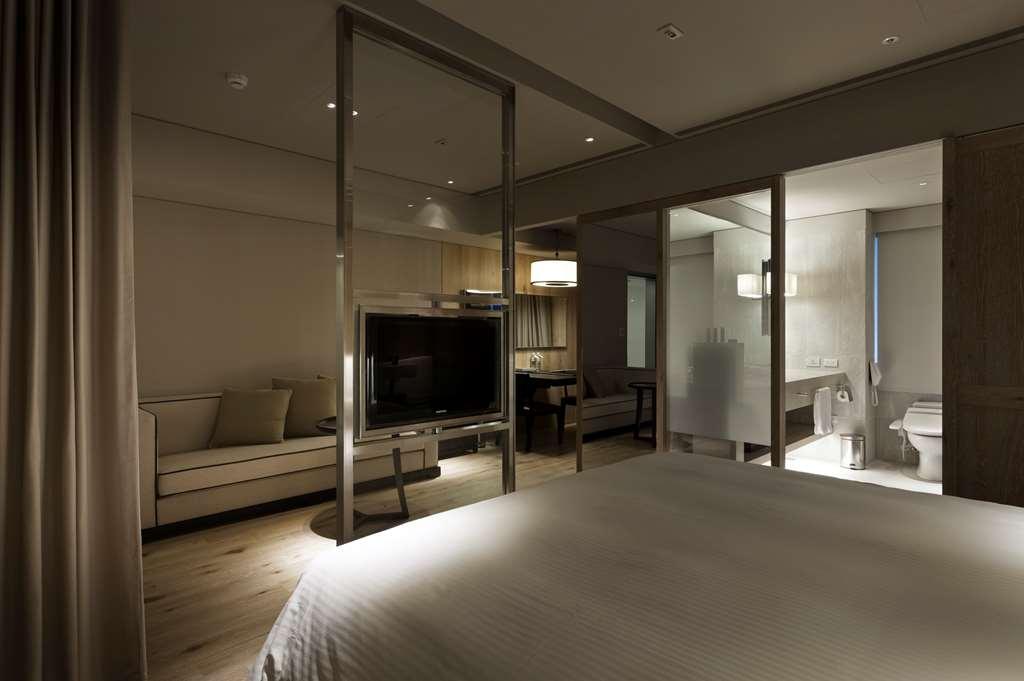 Gloria Aparthotel Taipei