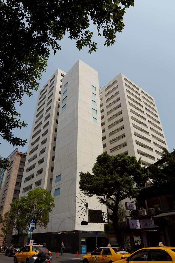Gloria Aparthotel
