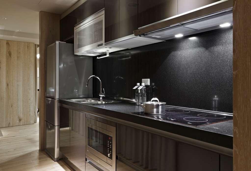 Gloria Aparthotel 4*