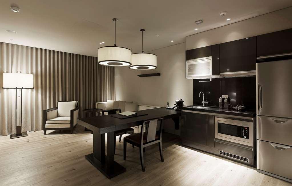 Gloria Aparthotel