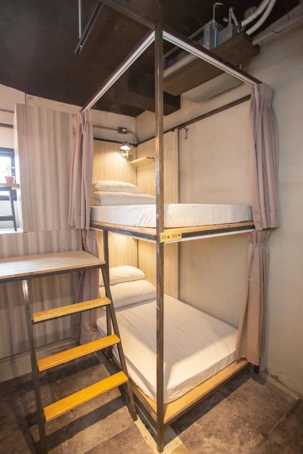 Corner & Cafe Hostel Taipei
