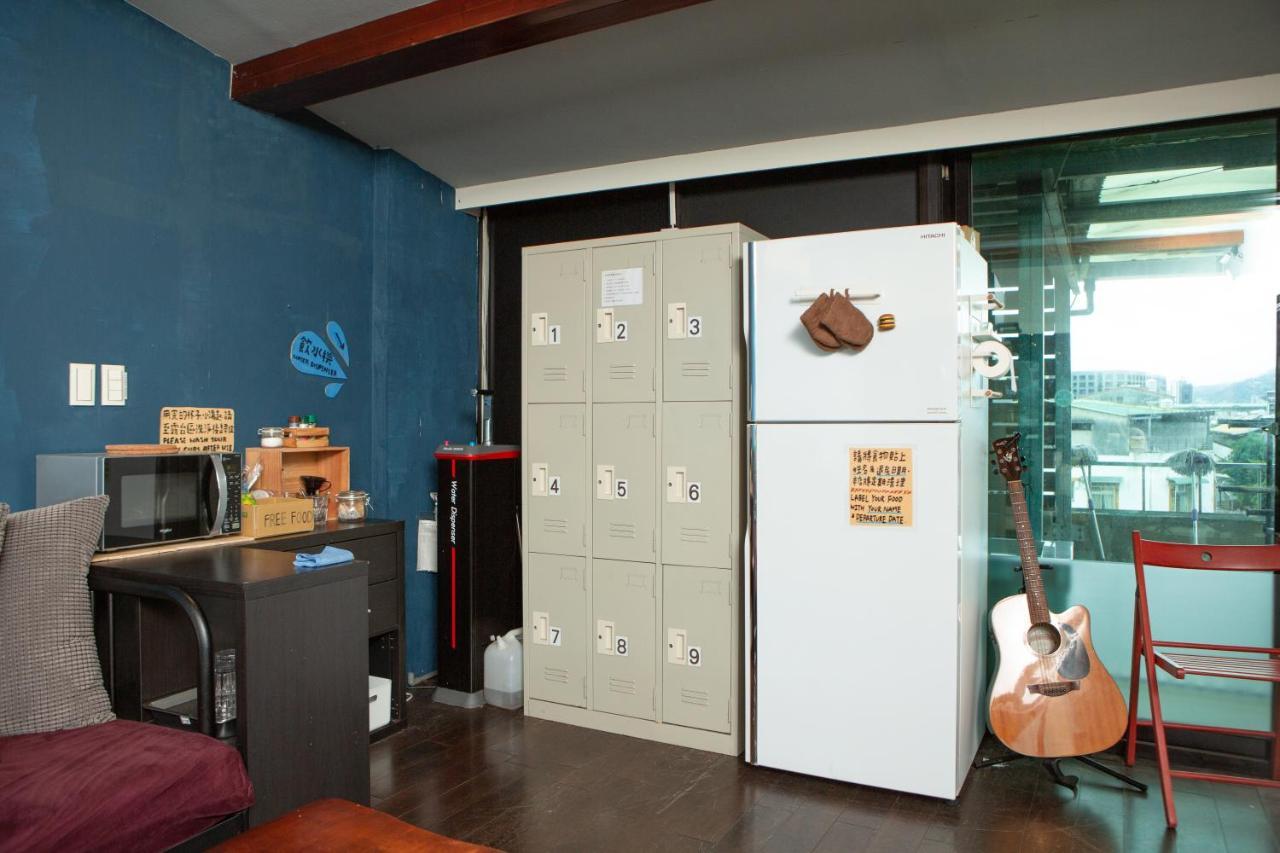 Hostel Corner & Cafe