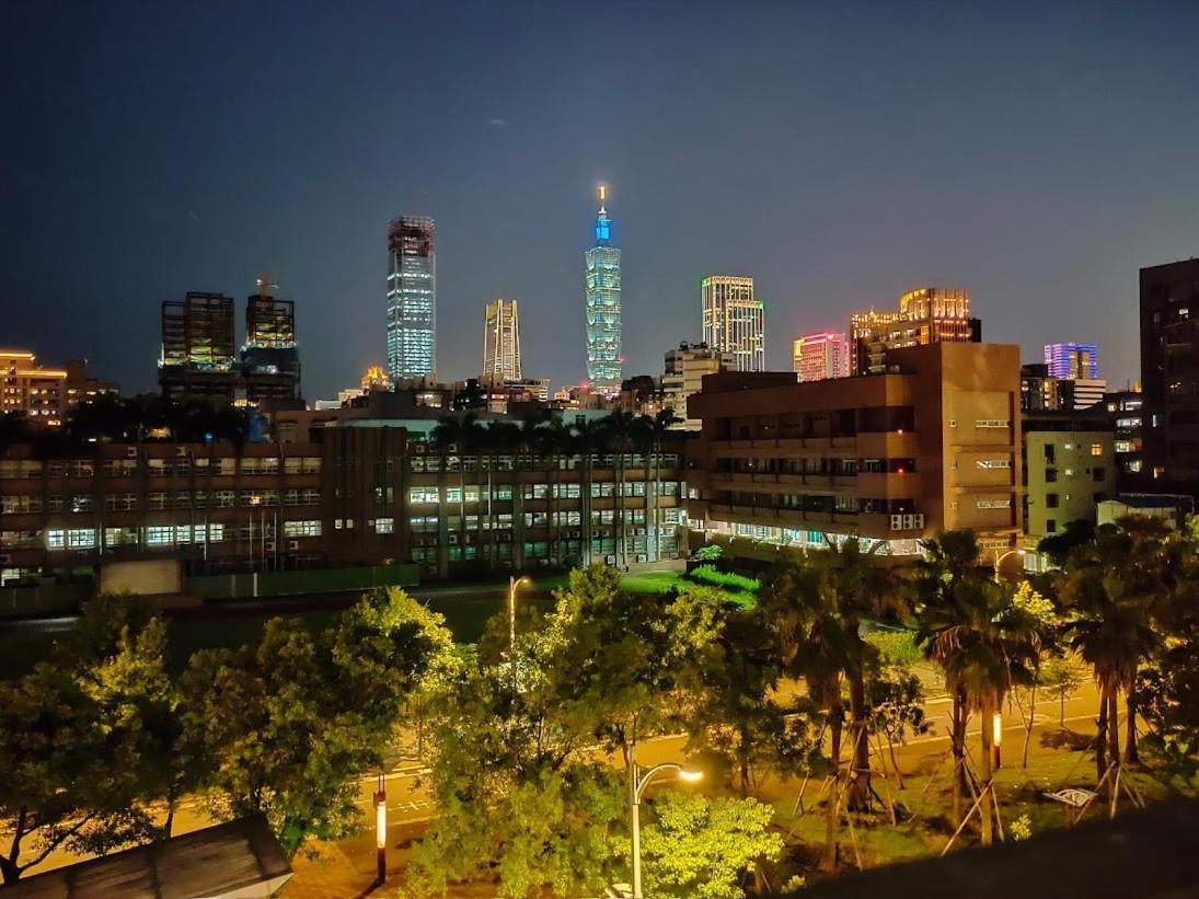 Showart Penginapan Taipei