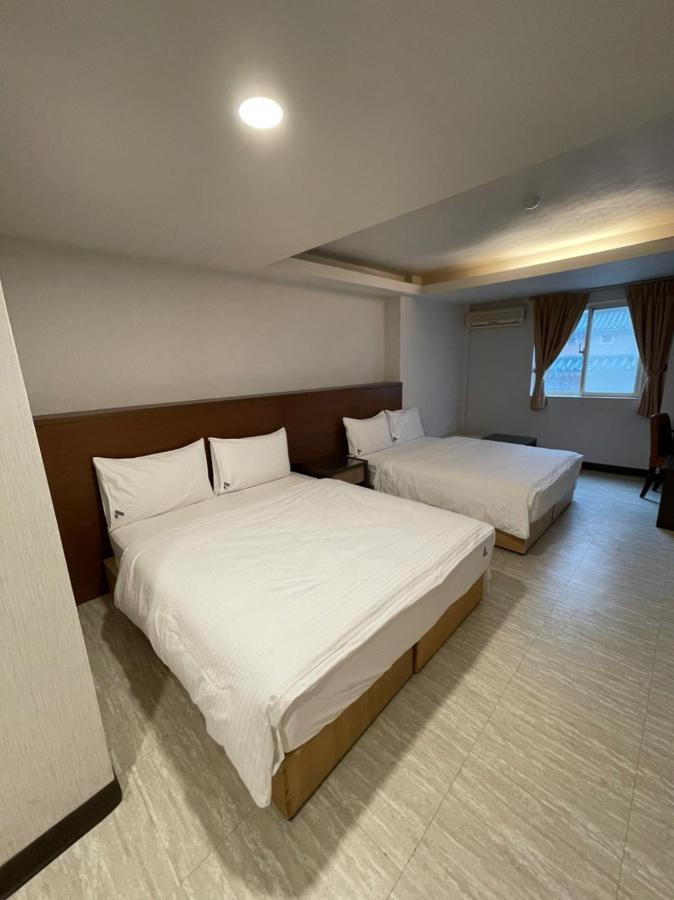 Hotel 苓旅-站前 Lin Tms Taipei
