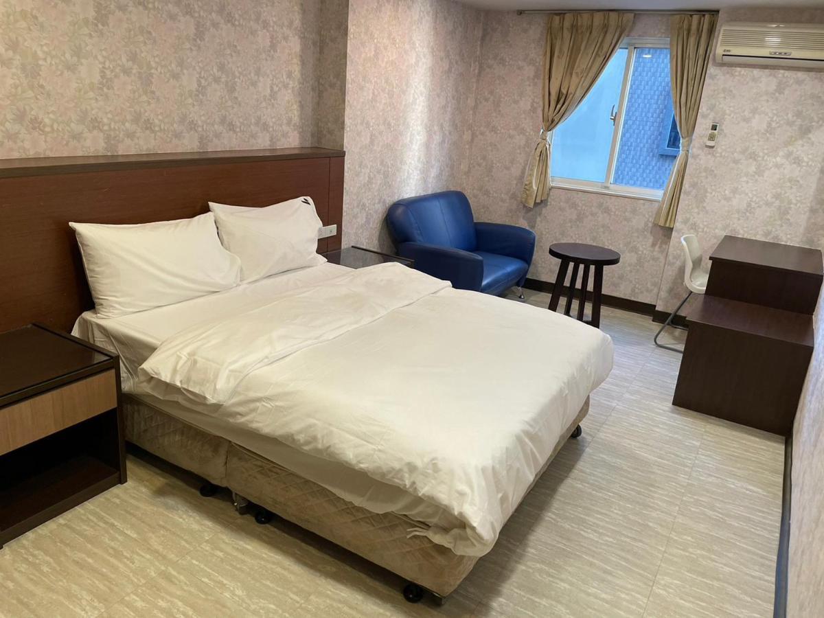 Hotel 苓旅-站前 Lin Tms