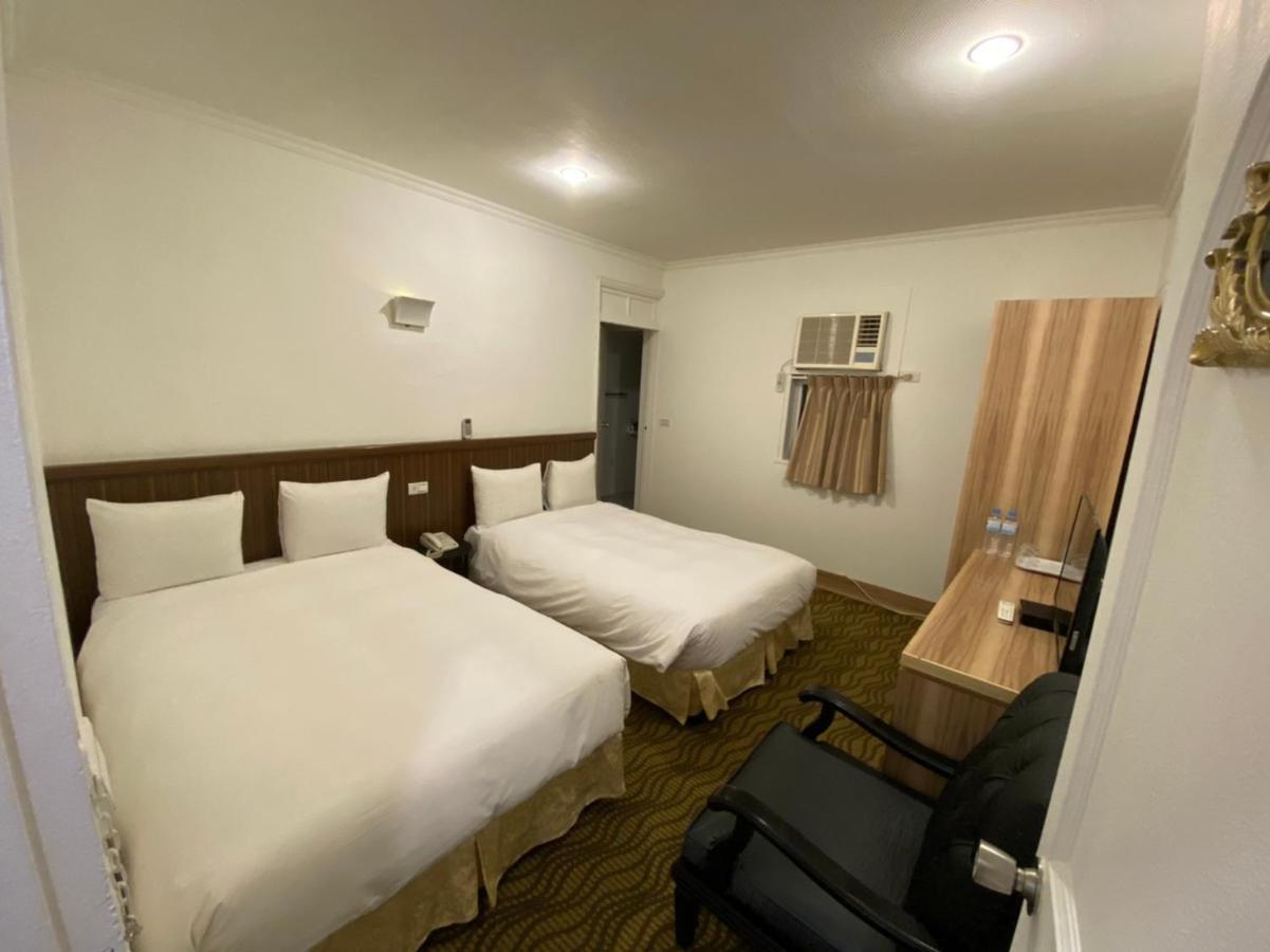 Hotel Queens