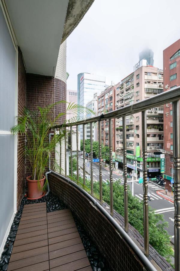 Hotel Members At 101 Taipei