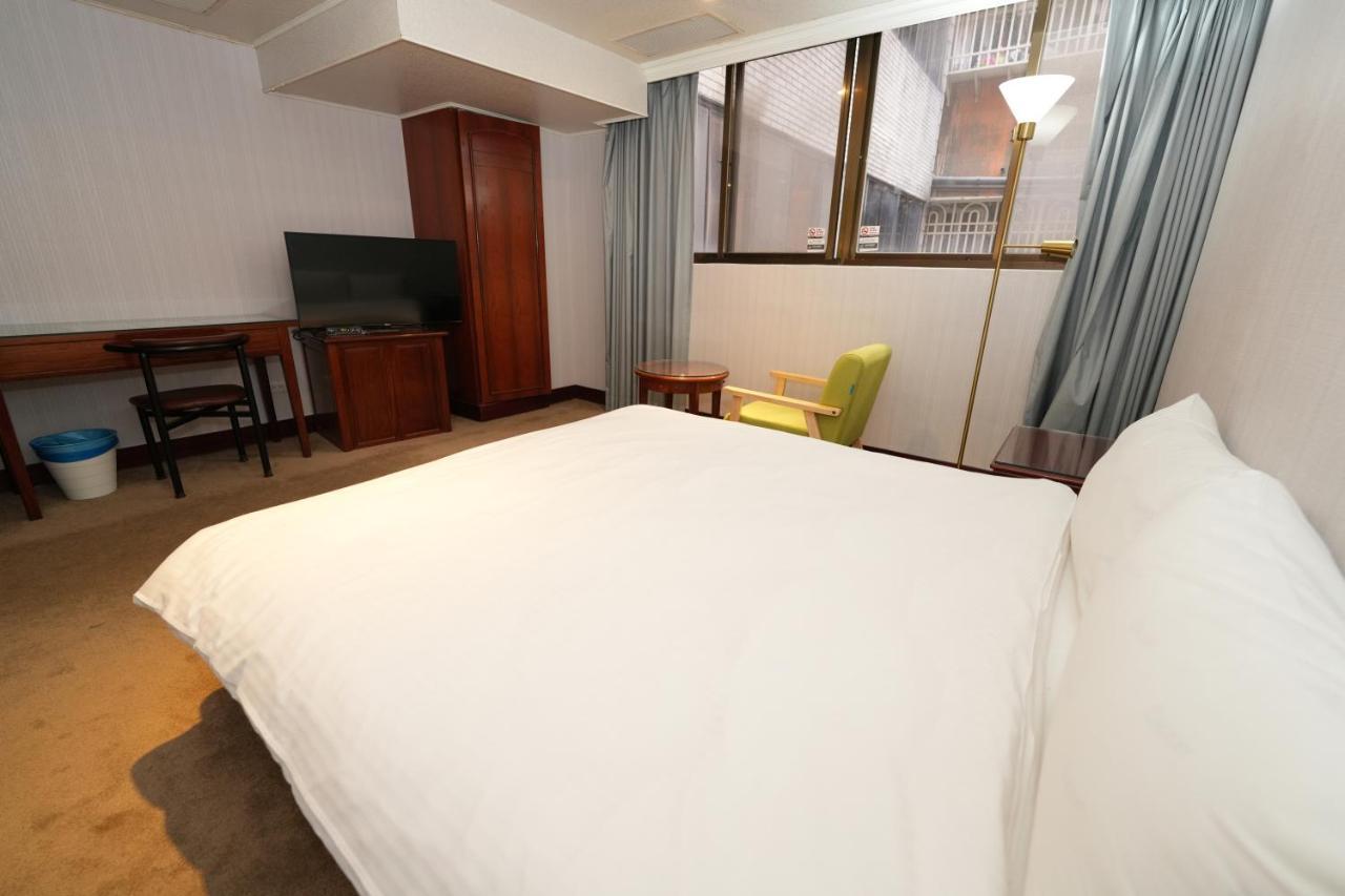 Meworld - Sanchong Hotel