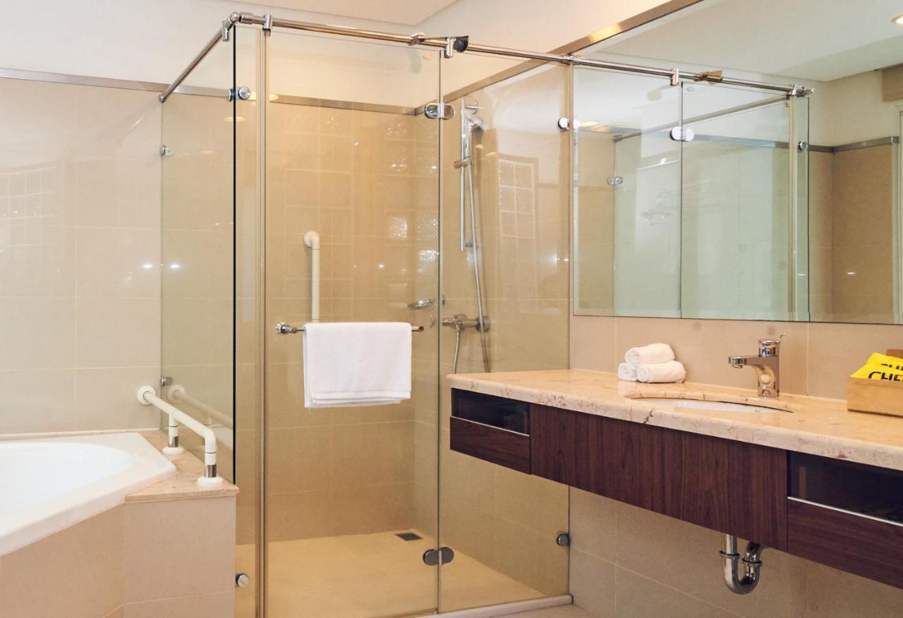 Hotel Check Select Nangang