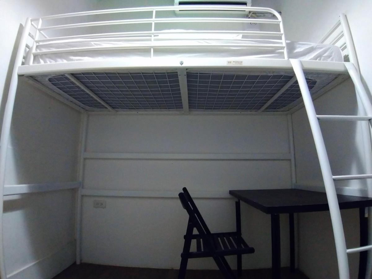 Pure St-ay Homestay *
