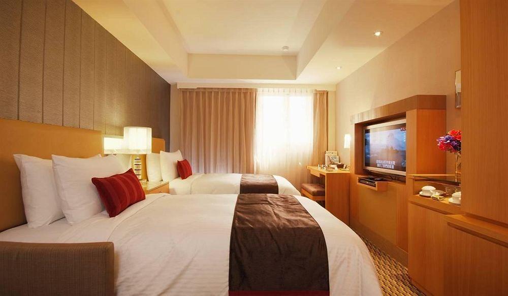 Tokyo International Hotel 4*