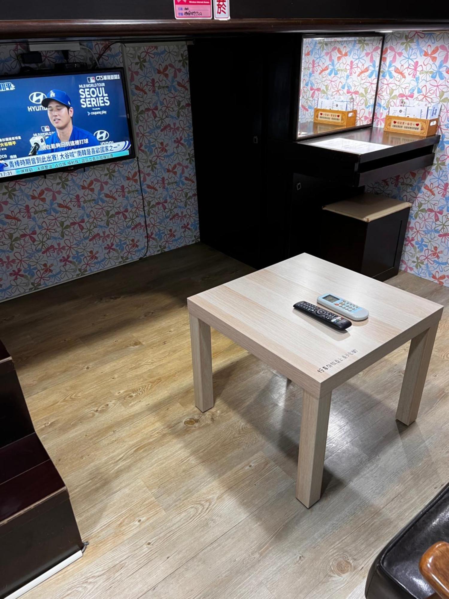 Jacky's House Ximen Homestay *