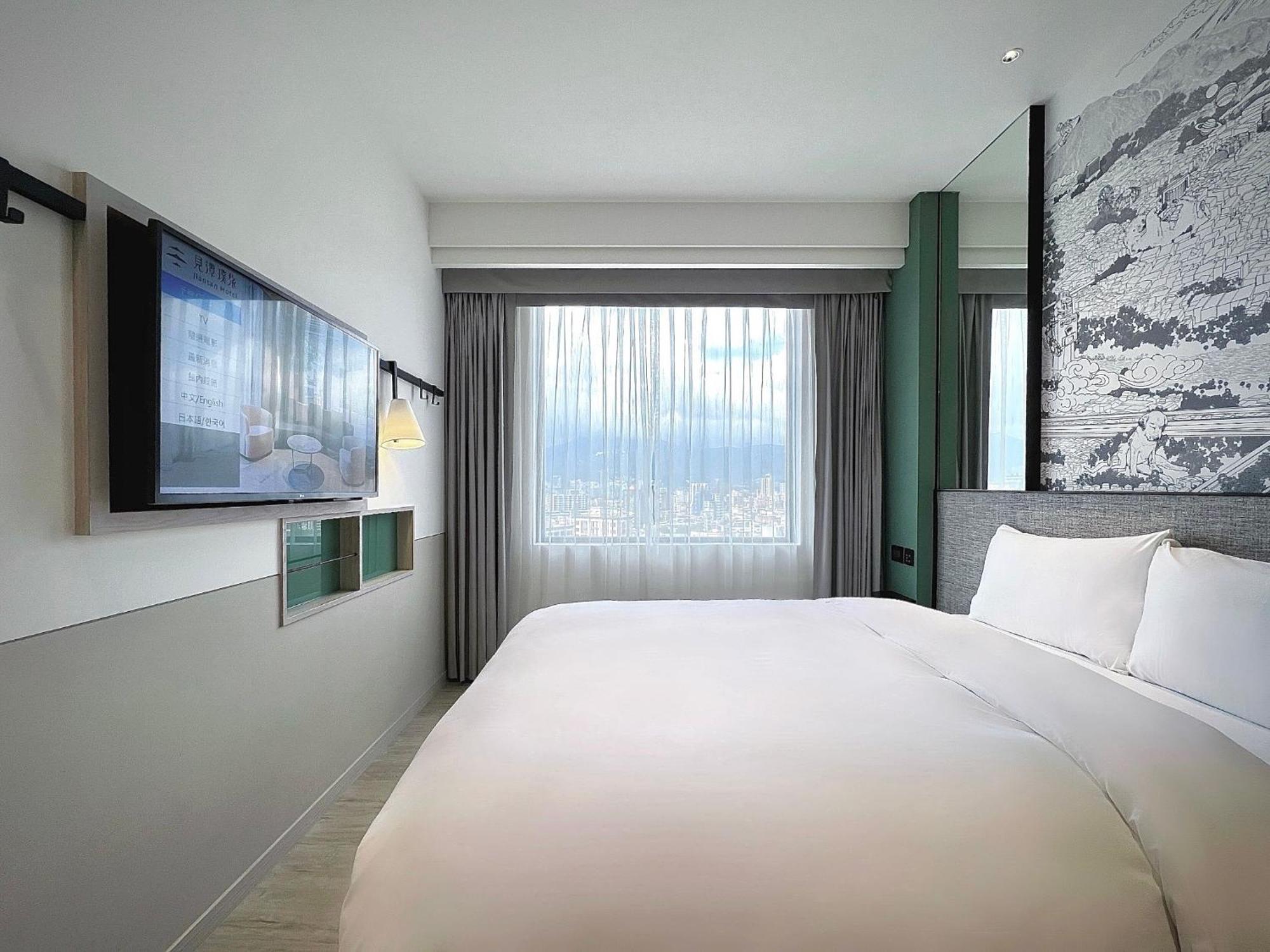 Boutech Jiantan Hotel 4*