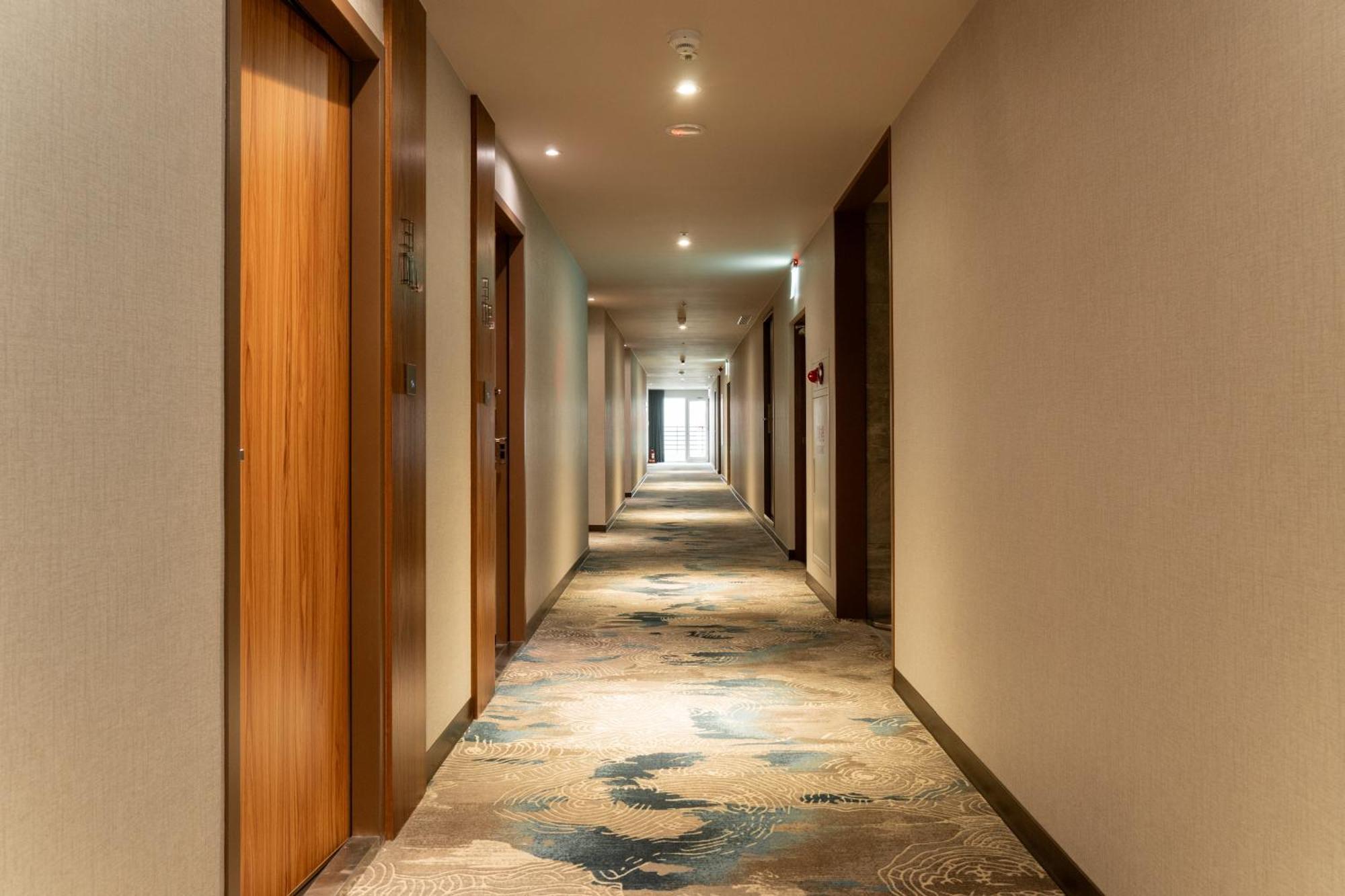 Home Hotel