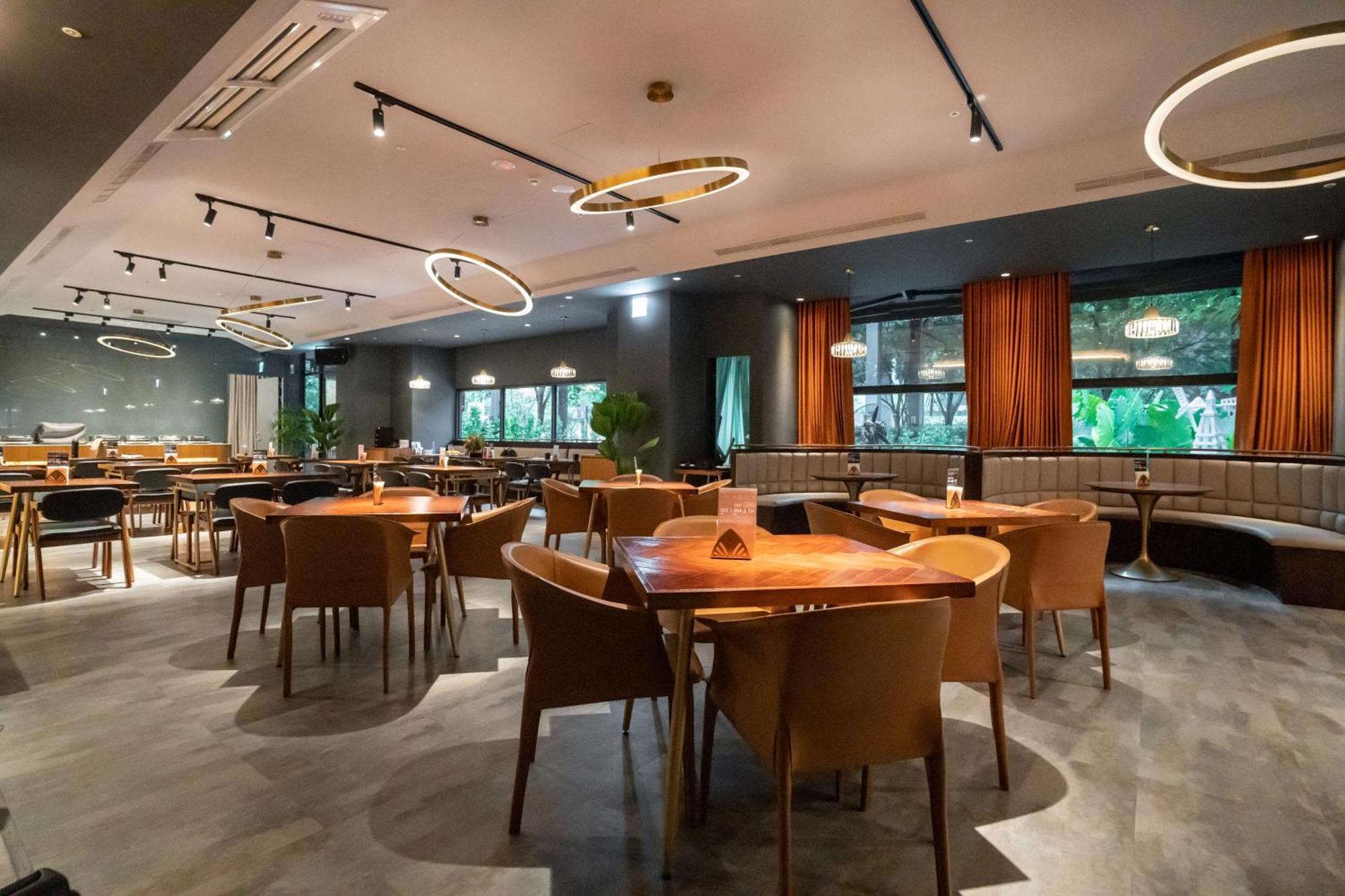 Home Hotel Hotel 4*