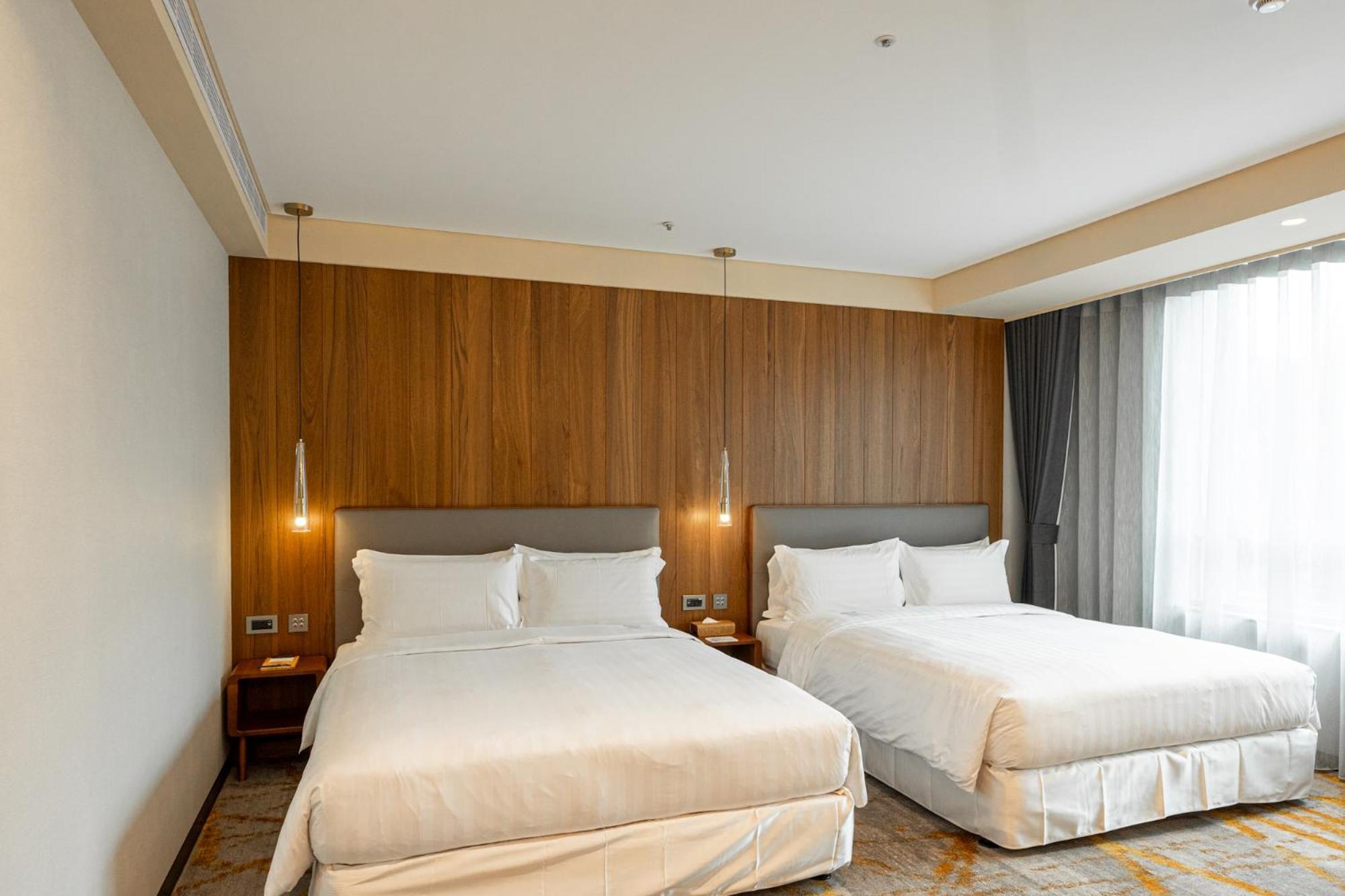 Hotel Home Hotel 4*